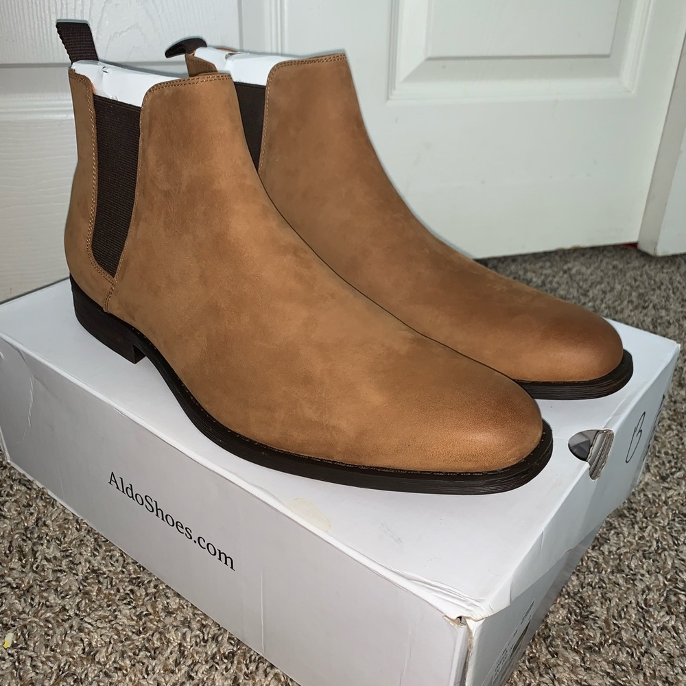 Oneilia
Chelsea ankle boot by Aldo